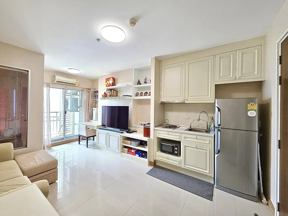 For sale: Ivy River Ratburana 1 bedroom, 1 bedroom, comes with a complete set of built-in furniture, with a view of the Chao Phraya River from a high