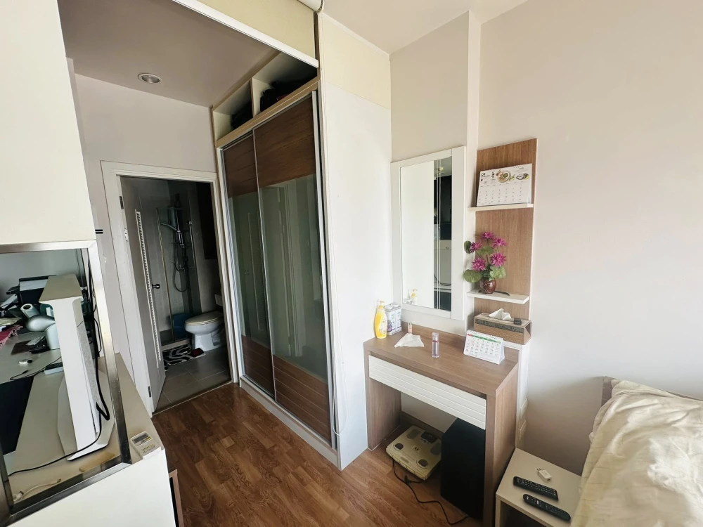 Selling Ivy River Ratburana, 18th floor. Nice, fully furnished unit. Book now! Limited time offer!