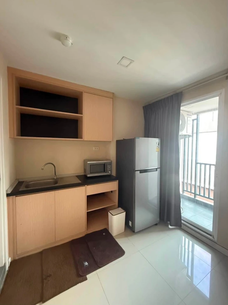 ขาย Jw condo @ ดอนเมือง ห้องรับลม ชมวิวสวนได้ จอดรถในอาคารจอดรถ สนใจจองเลย