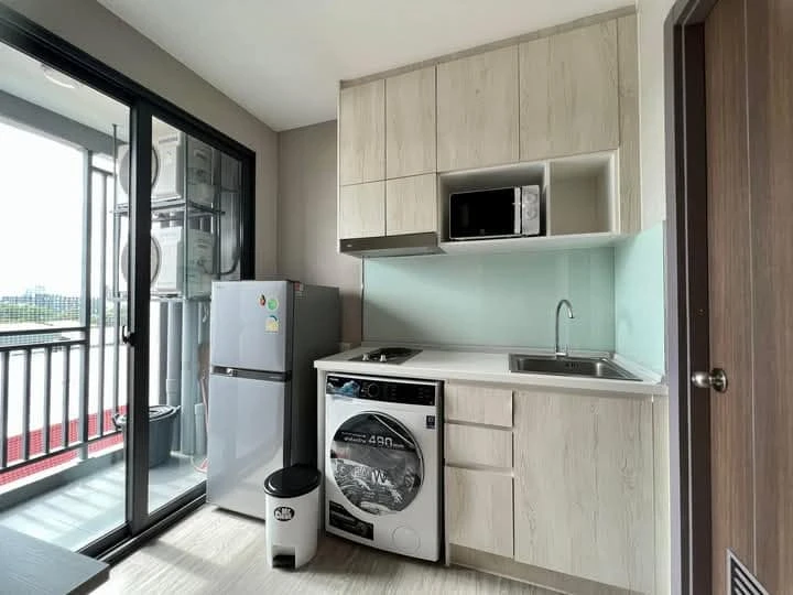 For sale: JW Station @ Ramintra, 6th floor, complete facilities, just bring your bags and move in.