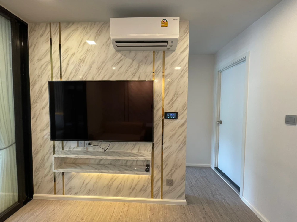 Selling Kave Ava condo, 3rd floor. Spacious room, fully furnished and ready to move in. Interested? Book now!