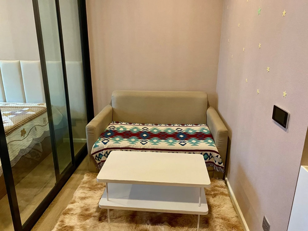 Selling Kave Town Shift, Building D, 5th floor. Fully furnished with built-in features, ready to move in.
