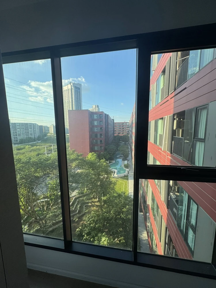 Selling Kave TU 1-bedroom, 1-bathroom unit, fully furnished with all amenities. Book now!