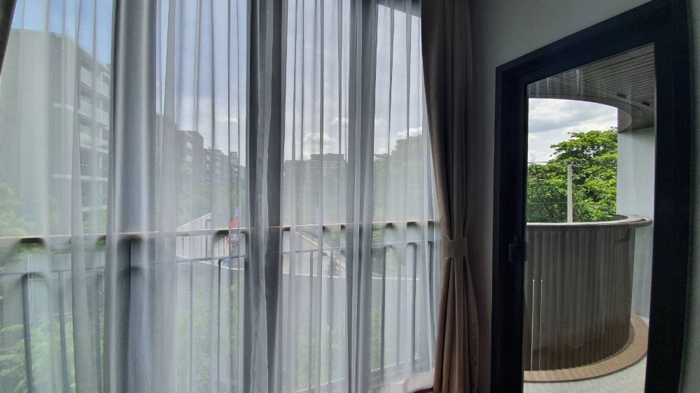 For sale: Kawa Haus Onnut 77, 3rd floor, fully furnished, with built-in furniture, high ceiling, airy, reserve now.