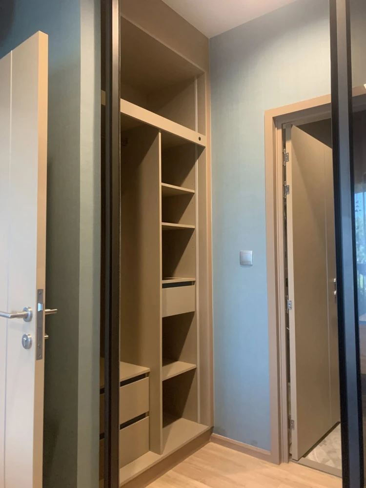 For sale: Kawa Haus On Nut 77, fully furnished, complete with furniture, open view, no blocking, reserve now.