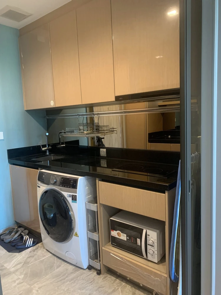 For sale: Kawa Haus On Nut 77, fully furnished, complete with furniture, open view, no blocking, reserve now.