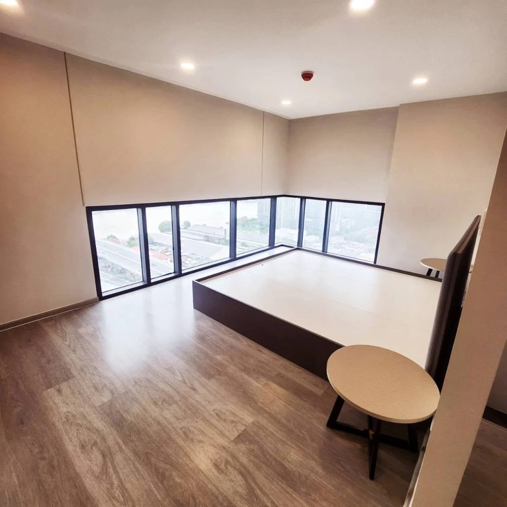 Selling Ken Attitude Rattanathibet corner unit, offering privacy and stunning, unblocked river views. Don't miss out!