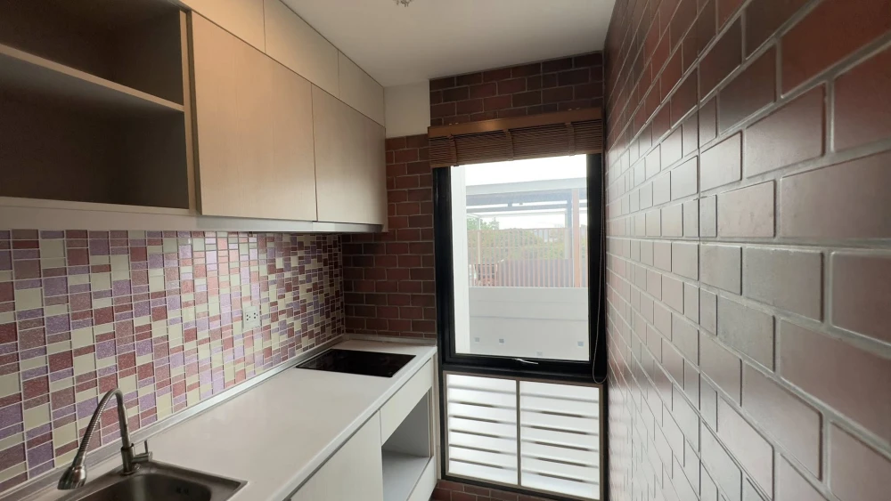 Kensington Kaset Campus for sale, spacious room, lots of usable space, good location, comes with complete facilities, reserve now.