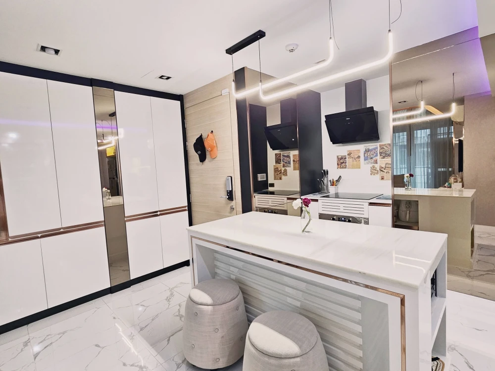 ขาย Klass Condo สีลม ห้องพร้อมอยู่ ทำเลดีที่สุดคุ้มสุดในสีลม Fully Furnished ตกแต่งเริ่ดๆ ห้ามพลาด