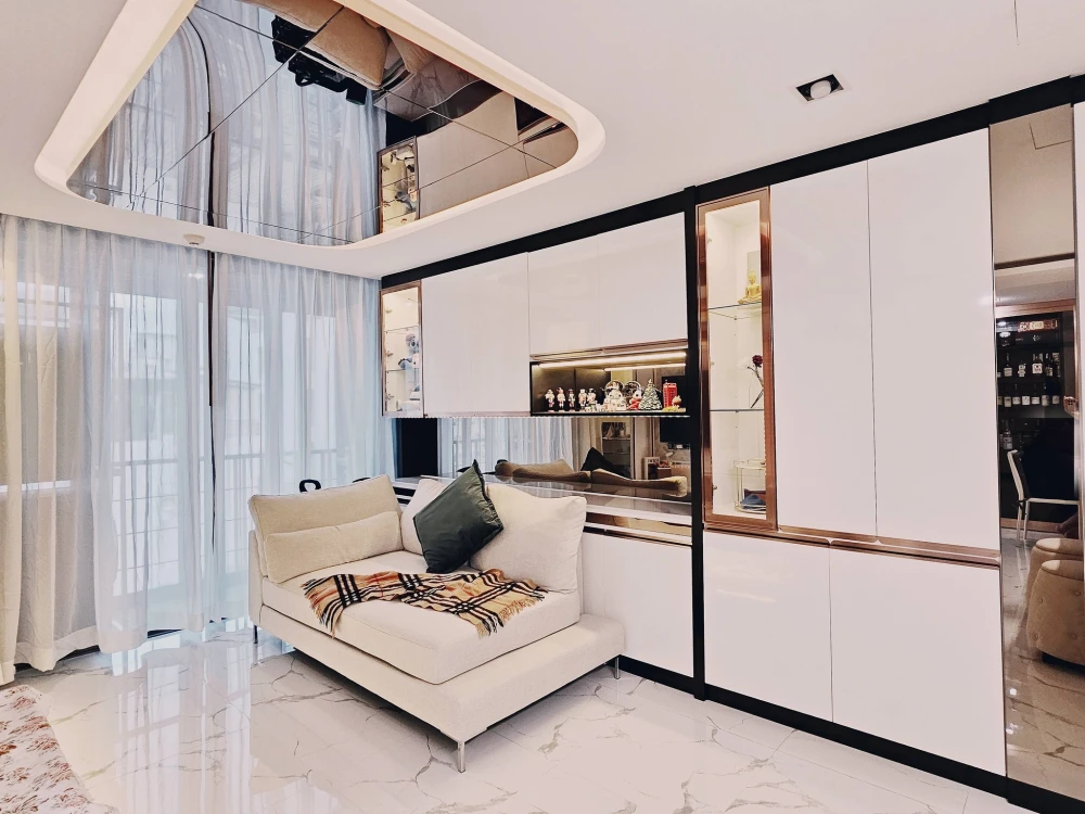 ขาย Klass Condo สีลม ห้องพร้อมอยู่ ทำเลดีที่สุดคุ้มสุดในสีลม Fully Furnished ตกแต่งเริ่ดๆ ห้ามพลาด