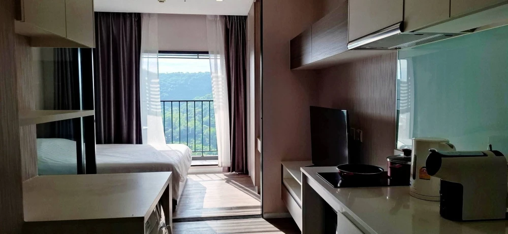 KnightBridges The Ocean SriRacha for sale. If you are looking for a luxury condo in a valley location with stunning sea of ​​mist views and a tranquil