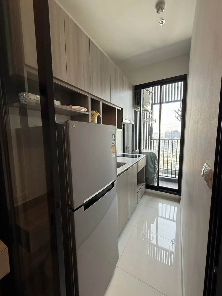 Knightsbridge Prime Ratchayothin for sale, 30th floor, highest floor, amazing city view, ready to move in.