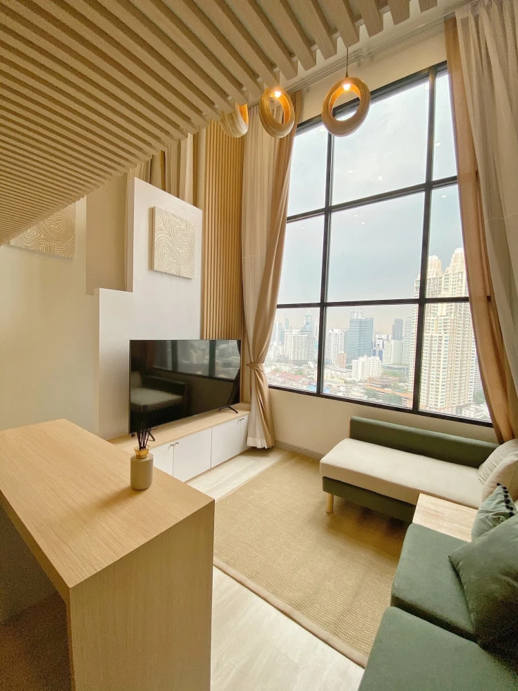 Knightsbridge Prime Sathorn for sale with unobstructed panoramic city views. Beautifully decorated in a minimalist style. Reserve now!