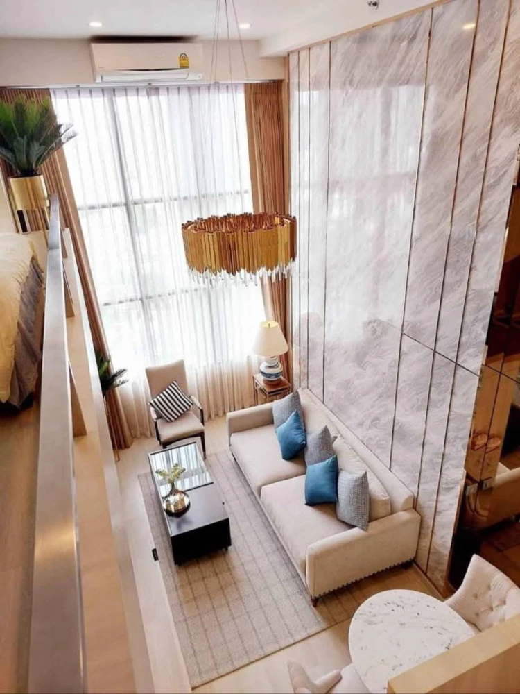 Knightsbridge Prime Sathorn for sale. High ceilings, plenty of natural light (no harsh sunlight), beautifully decorated.