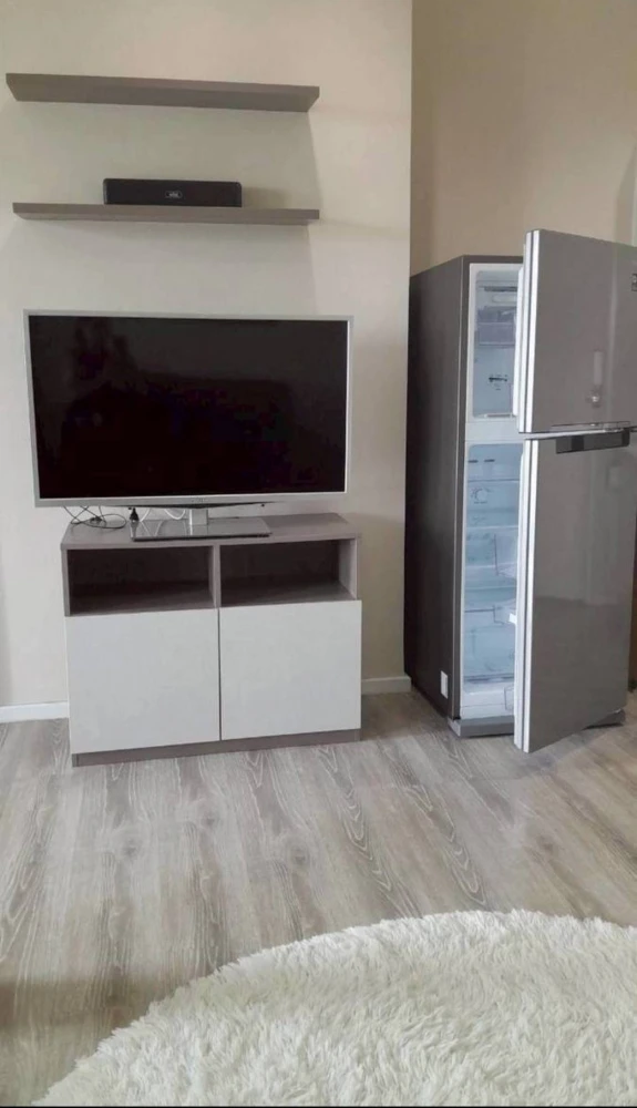 Selling Knightsbridge Sky River Ocean 1 bedroom, 1 bathroom unit with full amenities. Book now!