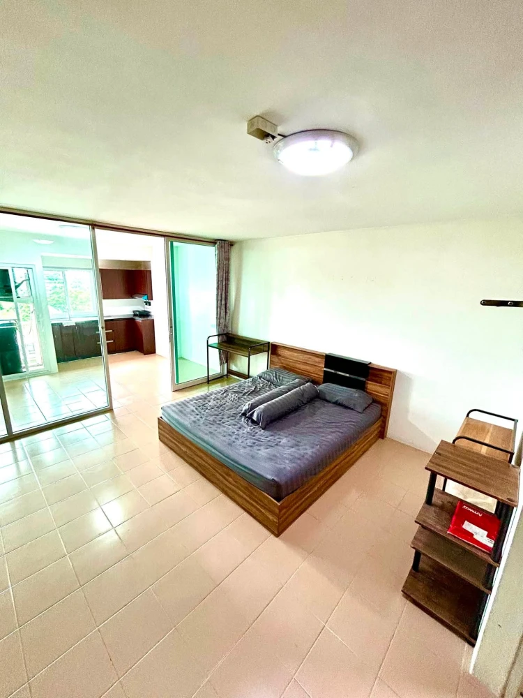 Selling Koonsuk Ville Nawamin 157, 1-bedroom unit with spacious living area, in a great location with convenient transportation. Book now!