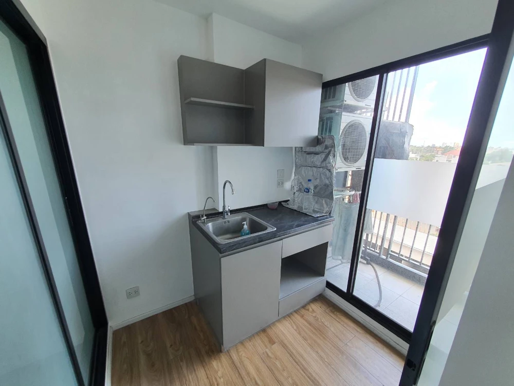 For sale: Laemchabang - Sriracha, 7th floor, fully furnished, nice to live in, reserve now, don't miss out.