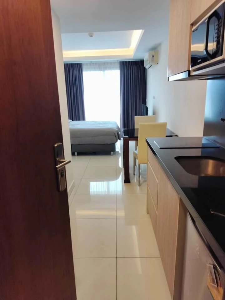 For sale: Laguna Beach Resort 2 studio rooms, fully furnished, just bring your bags and move in!
