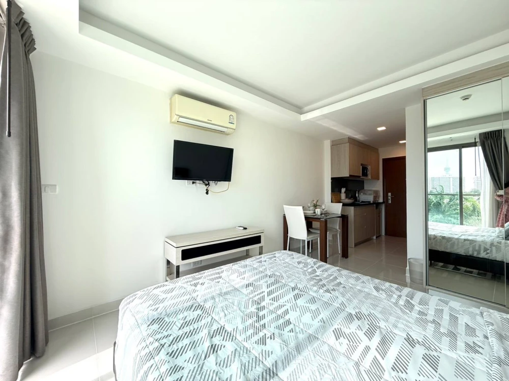 For sale Laguna Beach Resort 2 studio room, fully furnished, garden view, book now