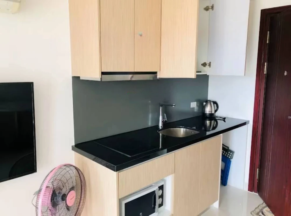 Laguna Beach Resort 3 - The Maldives for sale, 1 bedroom, 1 bathroom, good location, beautiful view, not blocked, hurry and reserve now.