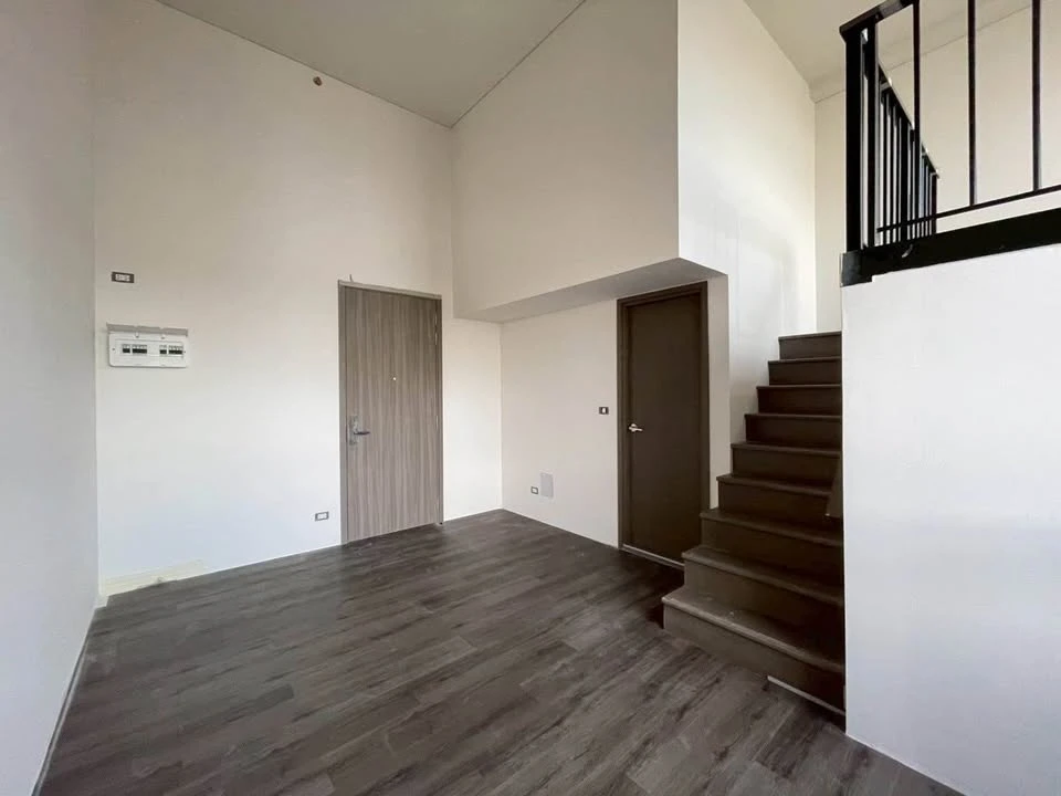 For sale: Landmark @Grand Station, high floor, nice and spacious, comfortable, hurry and reserve now!