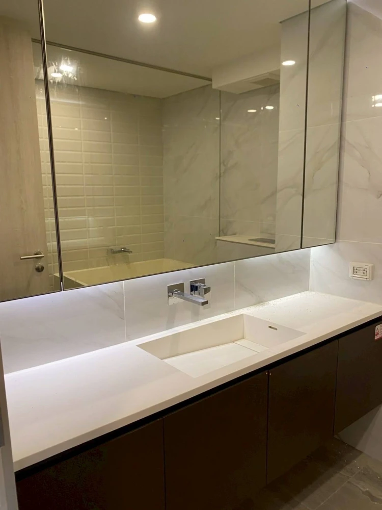 For sale Landmark @MRTA Station, Building B, 15th floor, North side, 2-storey room, very beautiful room number, hurry to reserve before you miss out.