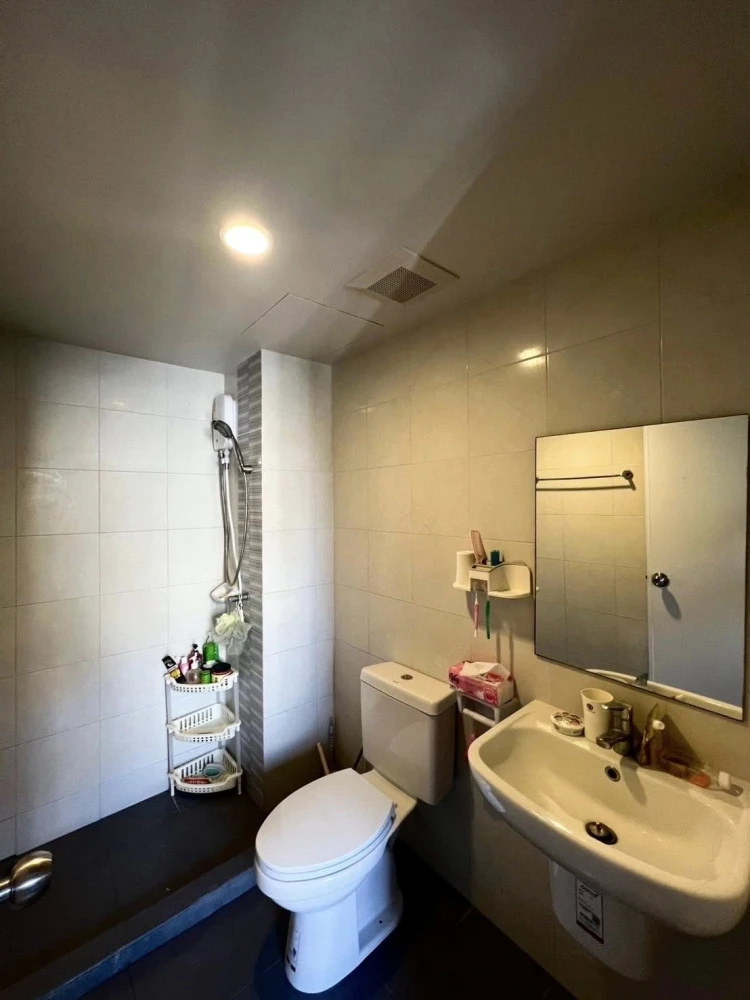 Larissa Condo Praksa 5 for sale: 1 bedroom, 1 bathroom, fully furnished, great location. Book now!