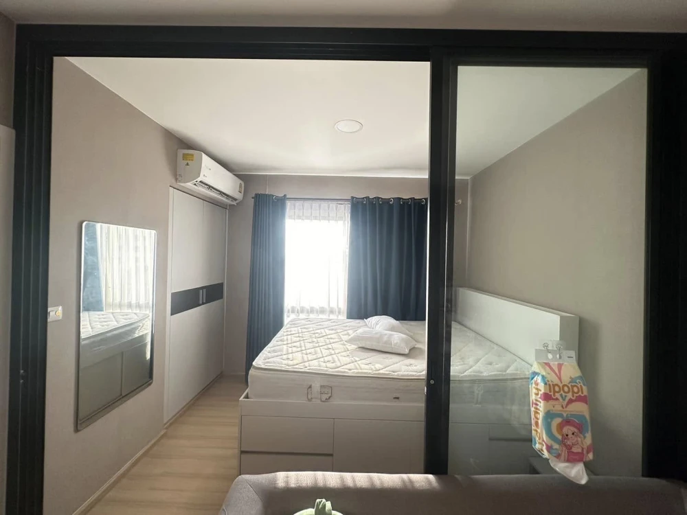 For sale Lesto condo Sukhumvit 113, nice room, friendly price. You can carry your bag.