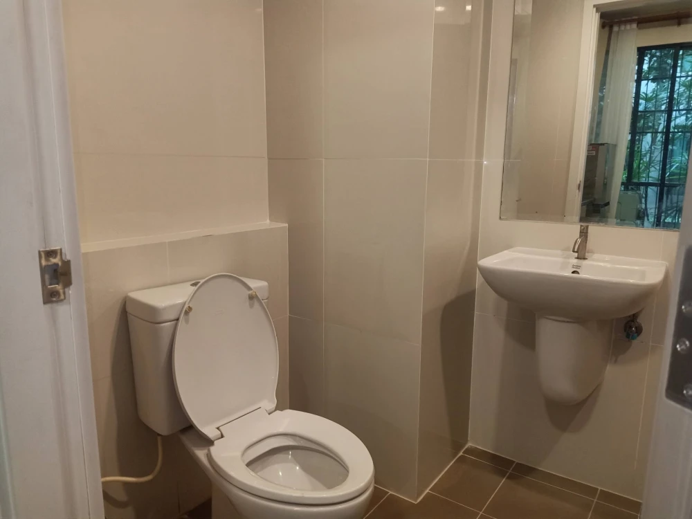 For Sale: LESTO Sukhumvit 113, Building C, 1st Floor, Garden View. Fully furnished—don't miss out!