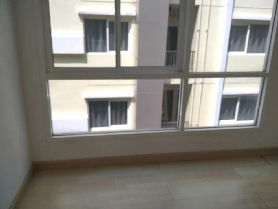 For sale: LEVO Ladprao 18 Phase 2. The room is comfortable and clean. You will regret it if you miss it.