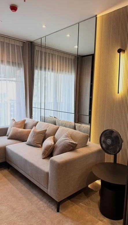 For sale: Life Asoke Hype, high floor, good view, no permanent building blocking, fully furnished, ready to move in