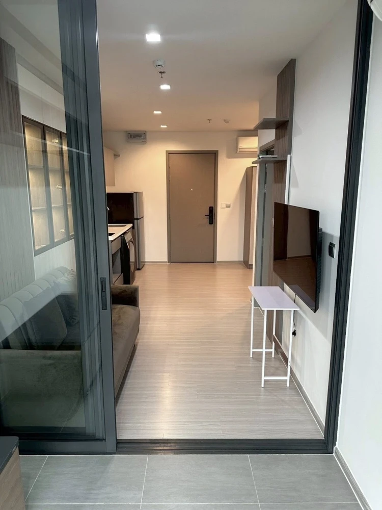 For sale: Life Asoke Hype, 1 bedroom, 1 multipurpose room, Asoke view, not blocked, don't miss it.