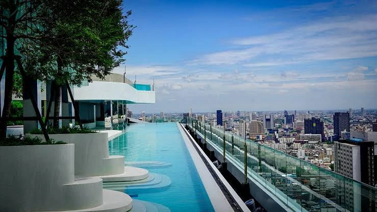 For sale: Life Asoke-Rama 9, high floor, spacious room, comfortable living, hurry and reserve now.