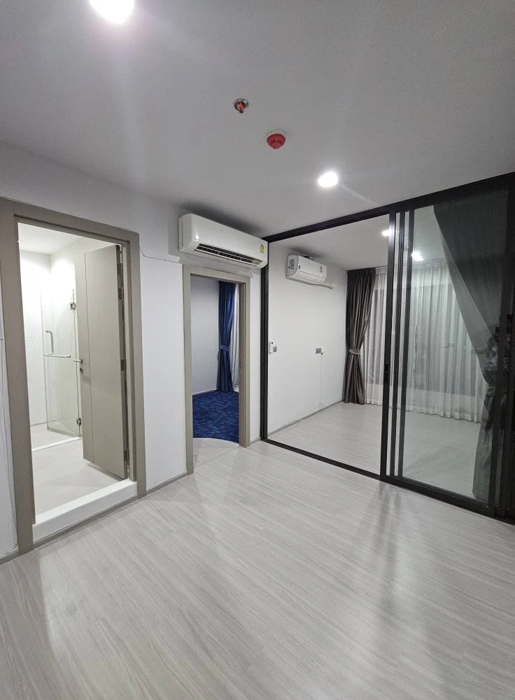 For sale: Life Asoke-Rama 9, north-facing room, good location, lots of usable space, complete amenities, reserve now!