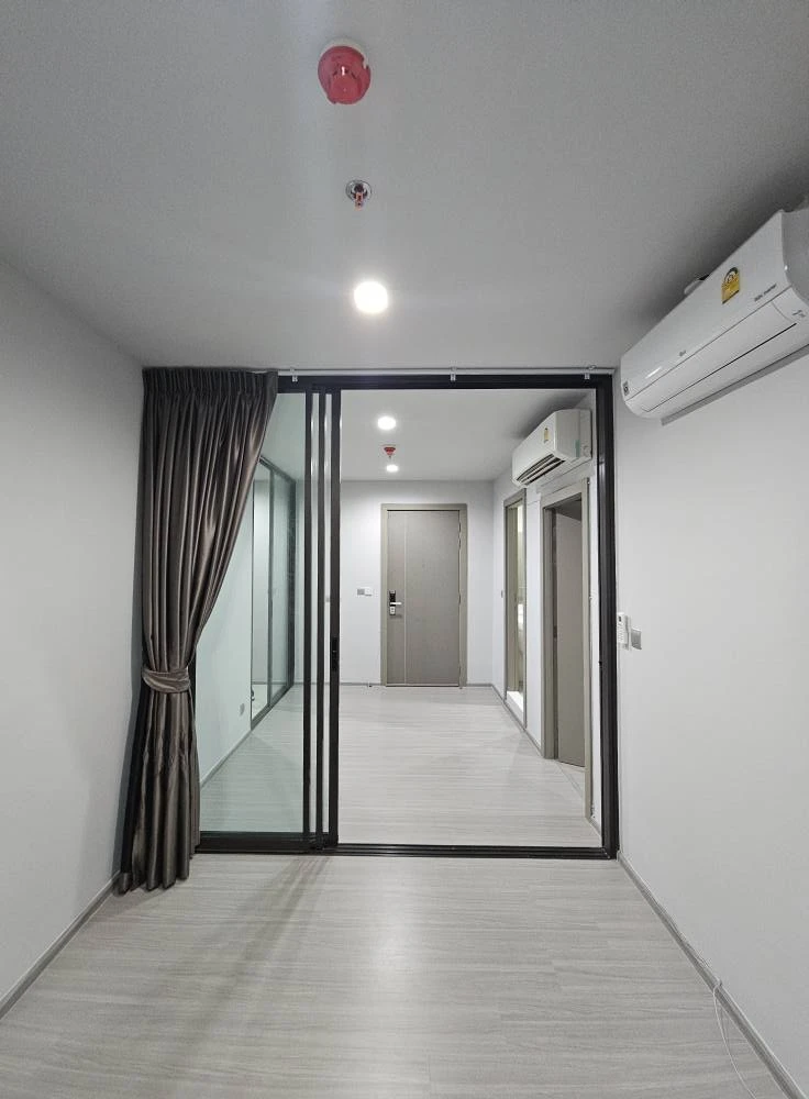 For sale: Life Asoke-Rama 9, north-facing room, good location, lots of usable space, complete amenities, reserve now!