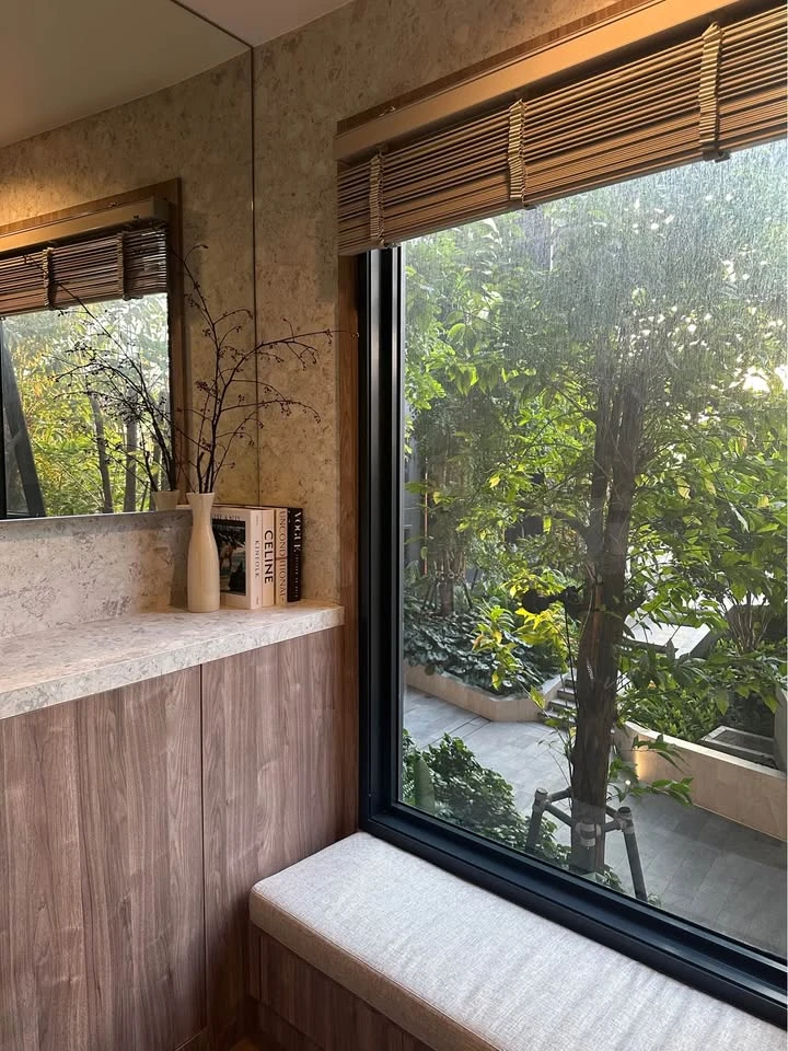 Life Ladprao Valley condos for sale/rent. Spacious and comfortable. Book now!