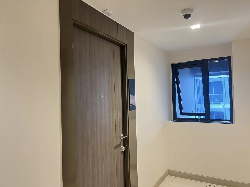 For sale: Life Ladprao Valley, corner unit with privacy, plenty of usable space, beautiful view from high floor. Don't miss out!