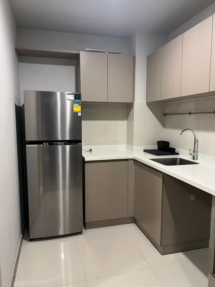 For sale: Life Ladprao, 11th floor, nice room, fully furnished, reserve now, don't miss out, hurry!