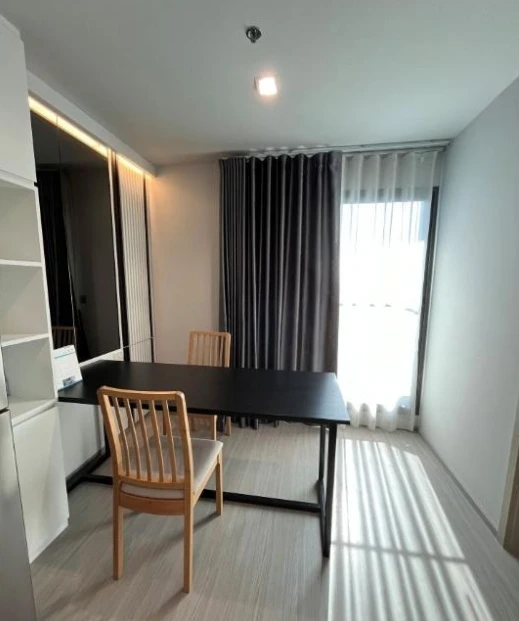 For sale: Life Ladprao, 14th floor, corner room, glass all around, fully furnished, ready to move in, reserve now, urgent!