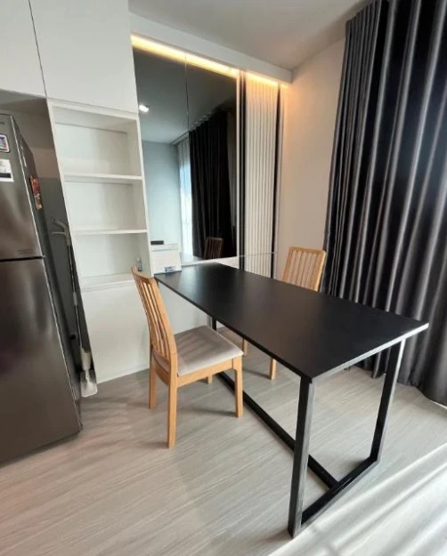 For sale: Life Ladprao, 14th floor, corner room, glass all around, fully furnished, ready to move in, reserve now, urgent!