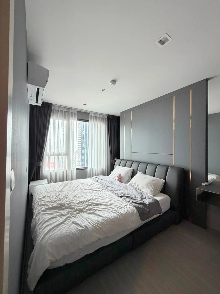 Selling Life Ladprao condo, beautifully decorated, fully furnished, in a prime location. Don't miss out! images