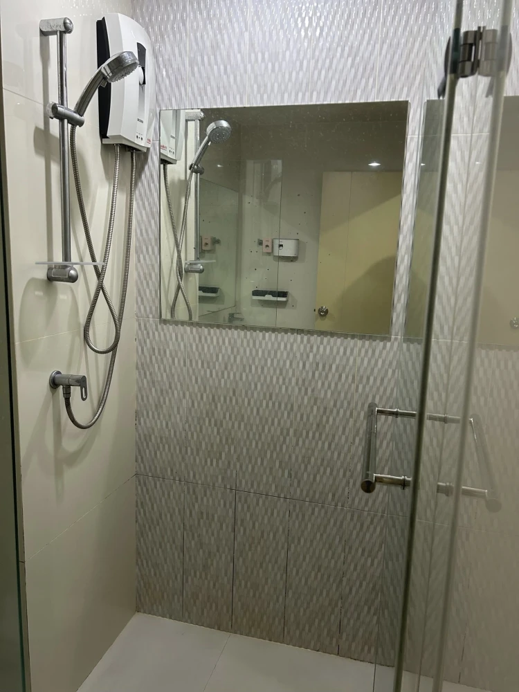 Life Pinklao condo for sale, spacious room, ready to move in, just bring your bags and come. Hurry and reserve now before it's too late.