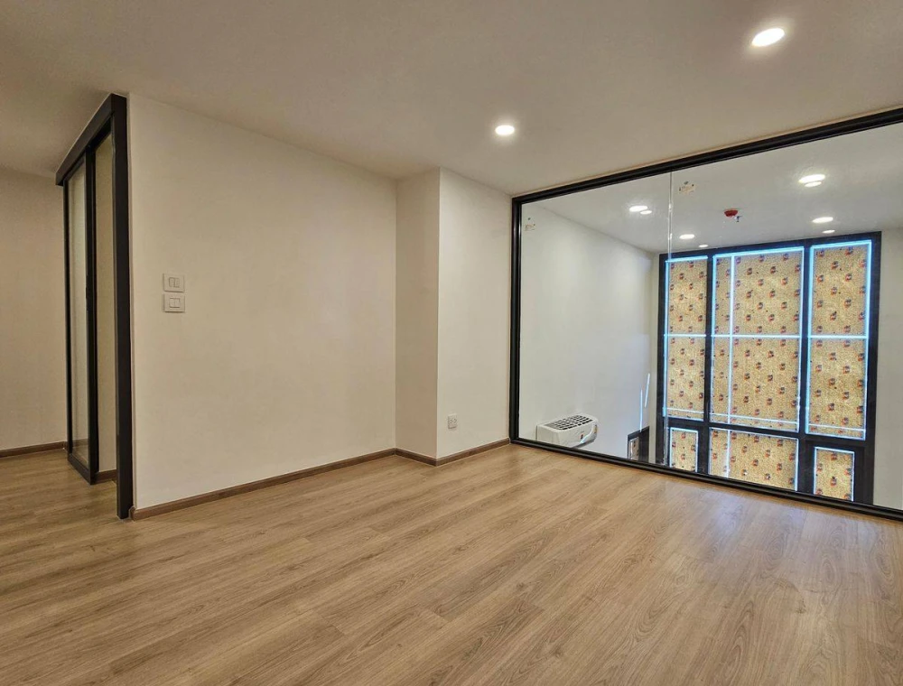 For sale: Life Rama 4 - Asoke Panorama view, 180 degree view of Bang Krachao river, auspicious house number, don't miss it.