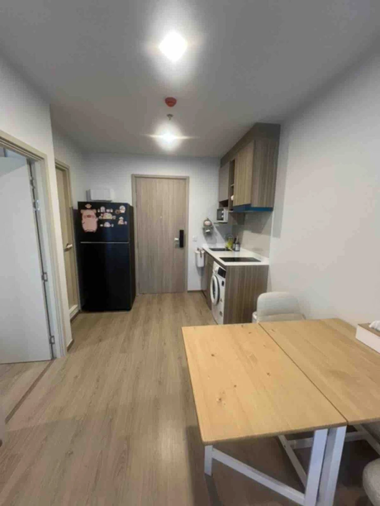 For sale: Life Rama 4 - Asoke, 14th floor, spacious room, comfortable living, comes with complete decoration, reserve now.