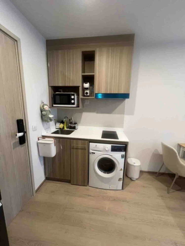For sale: Life Rama 4 - Asoke, 14th floor, spacious room, comfortable living, comes with complete decoration, reserve now.