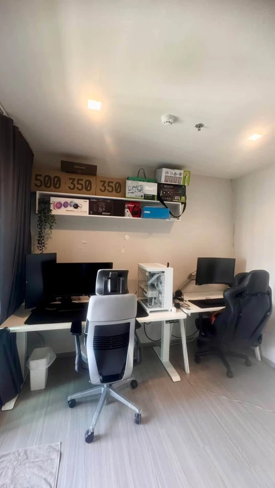 For Sale: Life Sathorn - Sierra. 1-Bedroom Plus unit on a high floor with an unobstructed view and excellent natural light. Fully furnished and ready