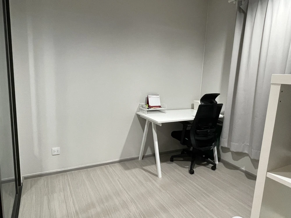 For sale: Life Sathorn-Sierra, 1 bedroom, 1 bathroom, great location, fully furnished, don't miss out!
