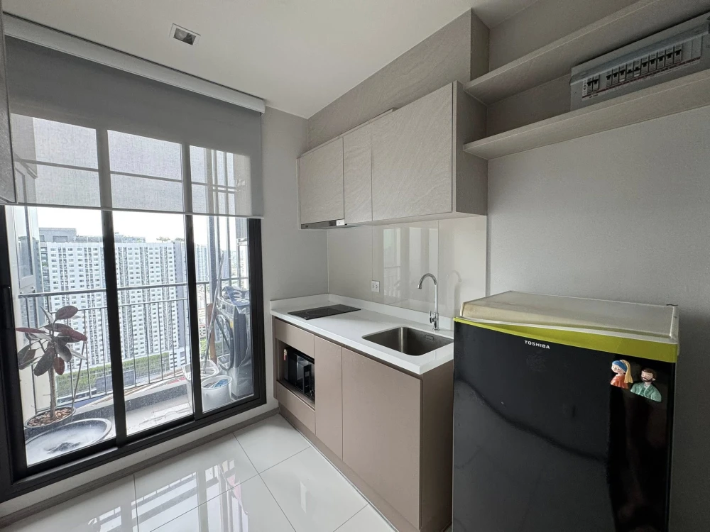 For sale: Life Sathorn-Sierra, 1 bedroom, 1 bathroom, built-in furniture, fully furnished, reserve now!