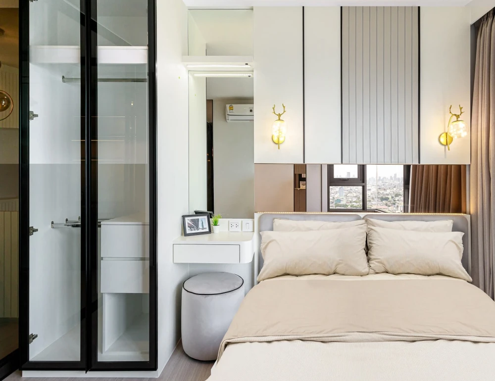 For sale: Life Sathorn-Sierra, Talat Phlu side view, no building blocking the view, no traffic noise, beautiful room, fully furnished, ready to move i