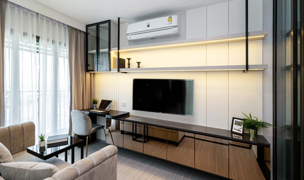For sale: Life Sathorn-Sierra, Talat Phlu side view, no building blocking the view, no traffic noise, beautiful room, fully furnished, ready to move i